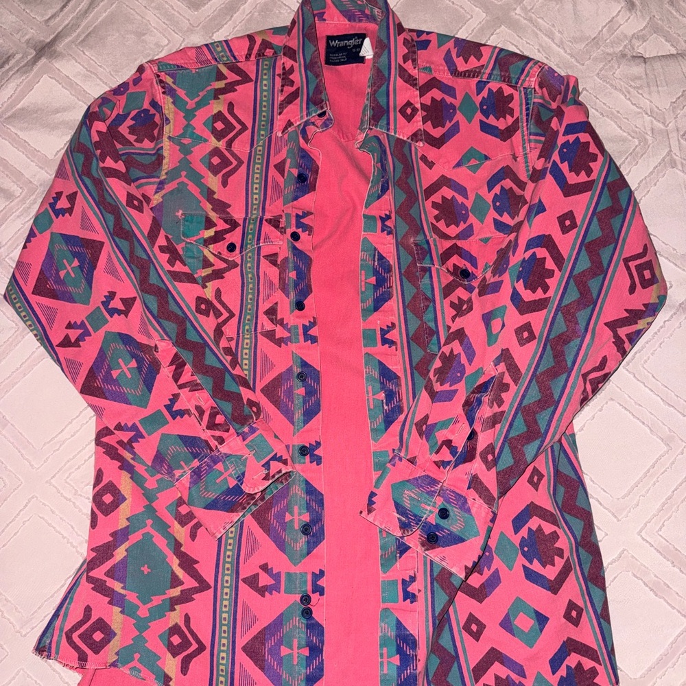Wrangler Coral and Turquoise Patterned Shirt